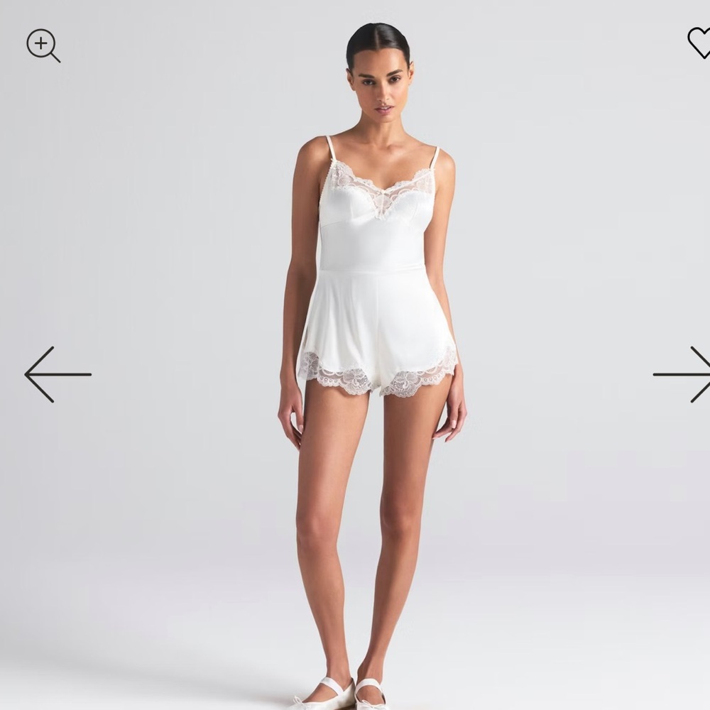 SKIMS Cream Lace Trim Chemise